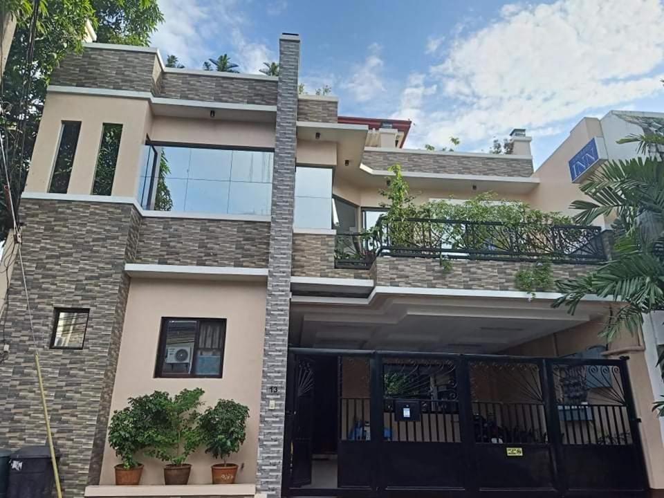 Lourdes Inn Paranaque City Zewnętrze zdjęcie