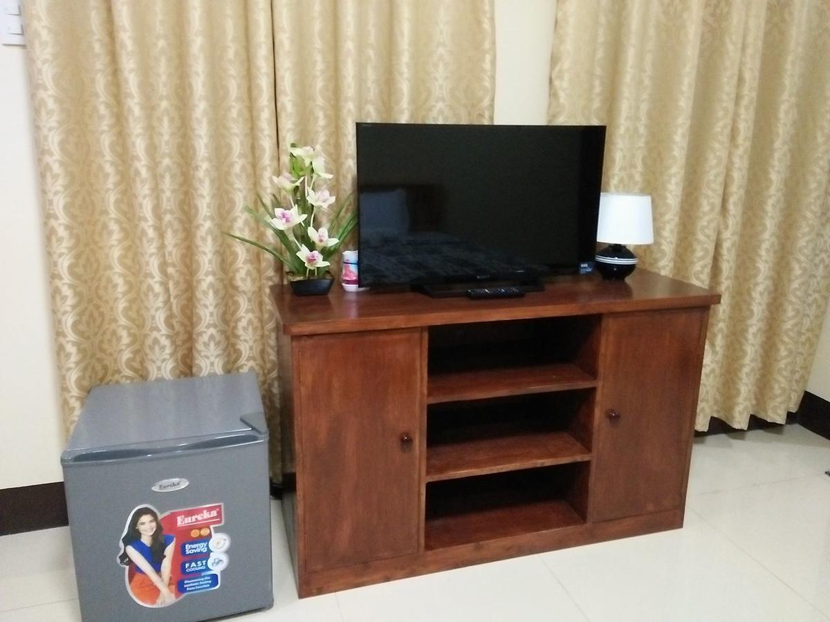 Lourdes Inn Paranaque City Zewnętrze zdjęcie